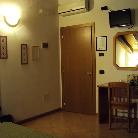 Alloggio per agriturismo Sant' Anna *