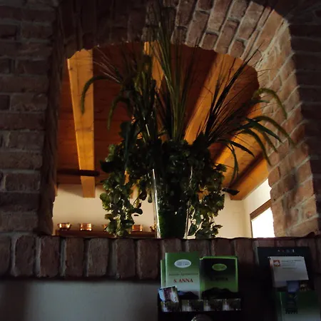 Alloggio per agriturismo Sant' Anna *
