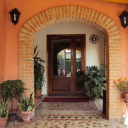 Alloggio per agriturismo Sant' Anna *
